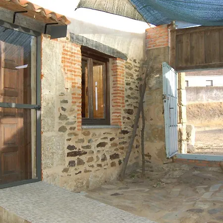 Casita Del Jardin El Bodon